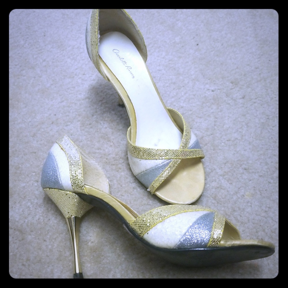Gorgeous tri color heels